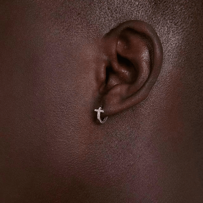 Boucles d'Oreilles Croix Diamant en Argent - Style Luxe et Tendance