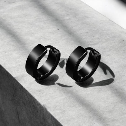 Boucles d'Oreilles Anneaux Noirs - Style Minimaliste et Discret