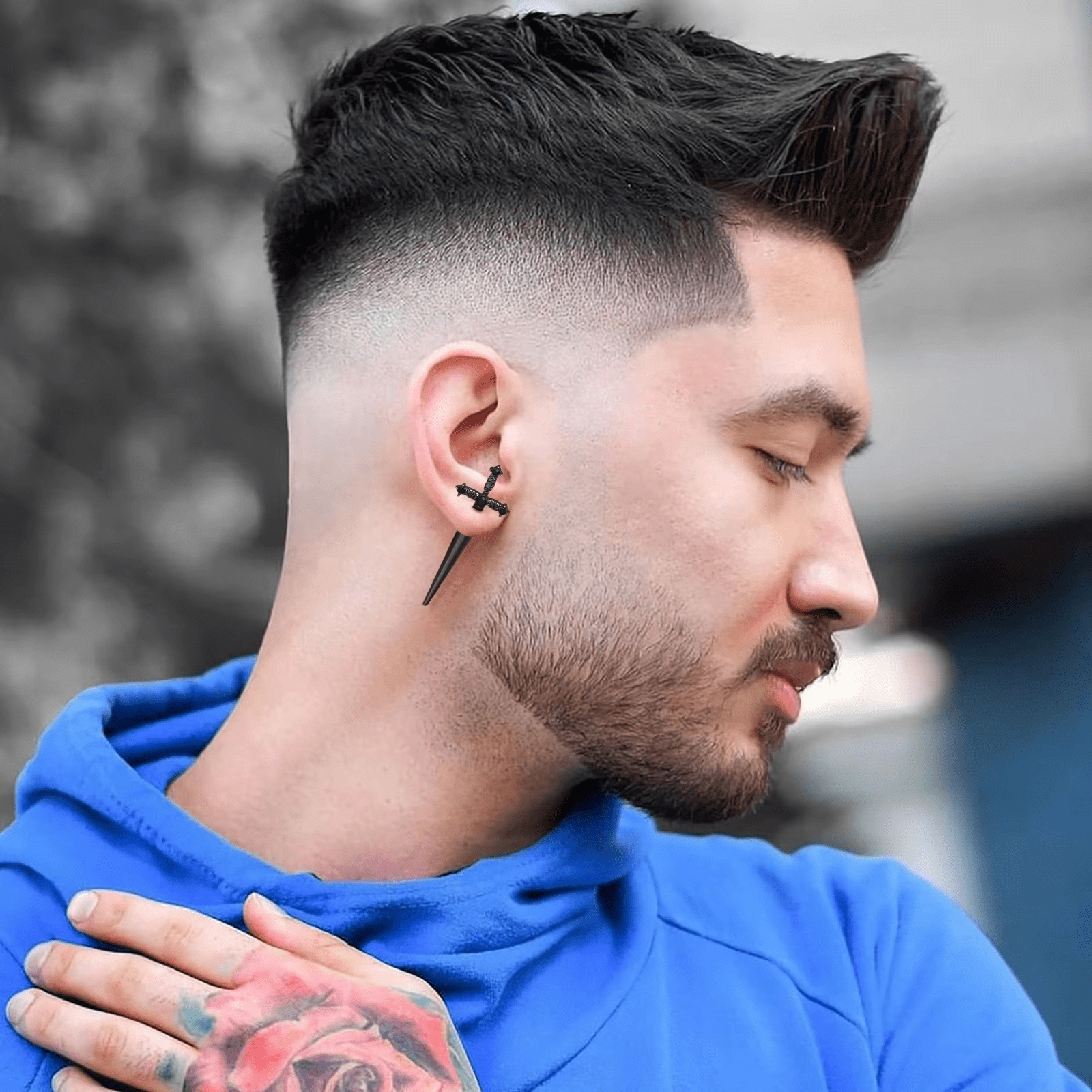 Boucles d'Oreilles Pendantes  – Design Épée Unique