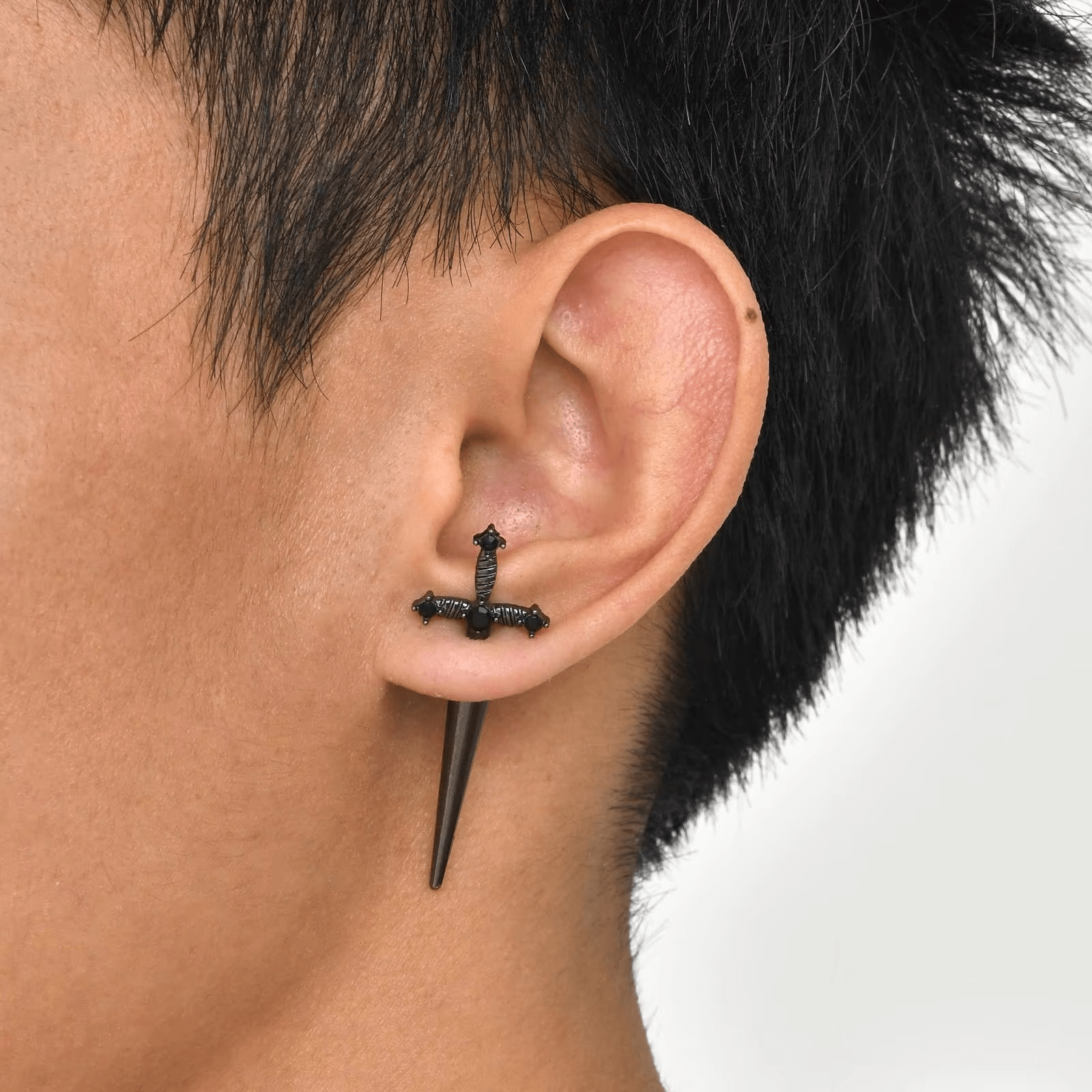 Boucles d'Oreilles Pendantes  – Design Épée Unique