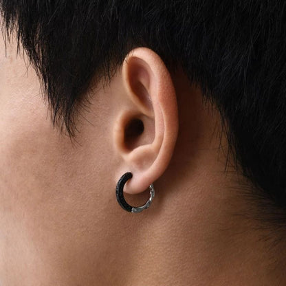 Boucles d'Oreilles Acier Noir et Argent  –  Anneaux Elégants