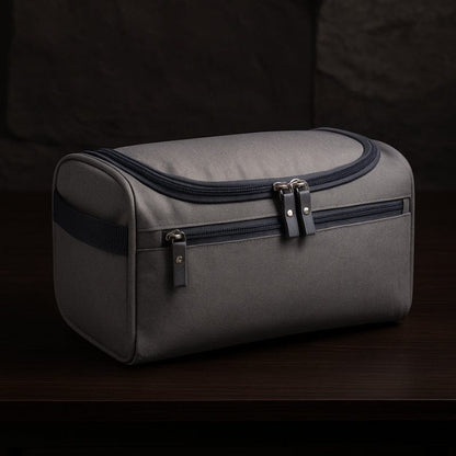Grande trousse de toilette homme suspendue – Organisation et praticité
