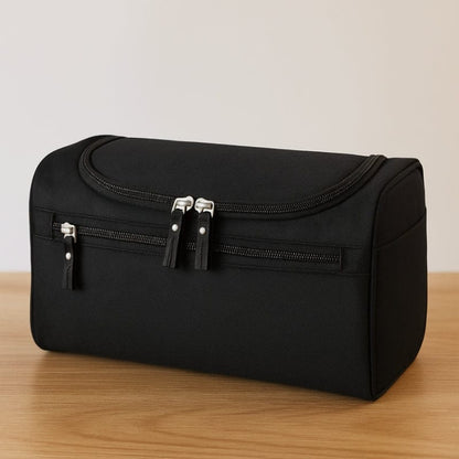 Grande trousse de toilette homme suspendue – Organisation et praticité