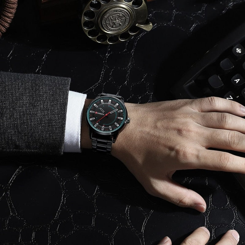 Montre Noire Homme en Acier