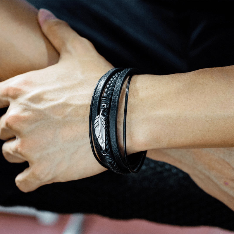Bracelet Cuir et Plume en Acier