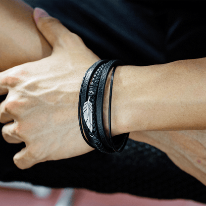 Bracelet Cuir et Plume en Acier