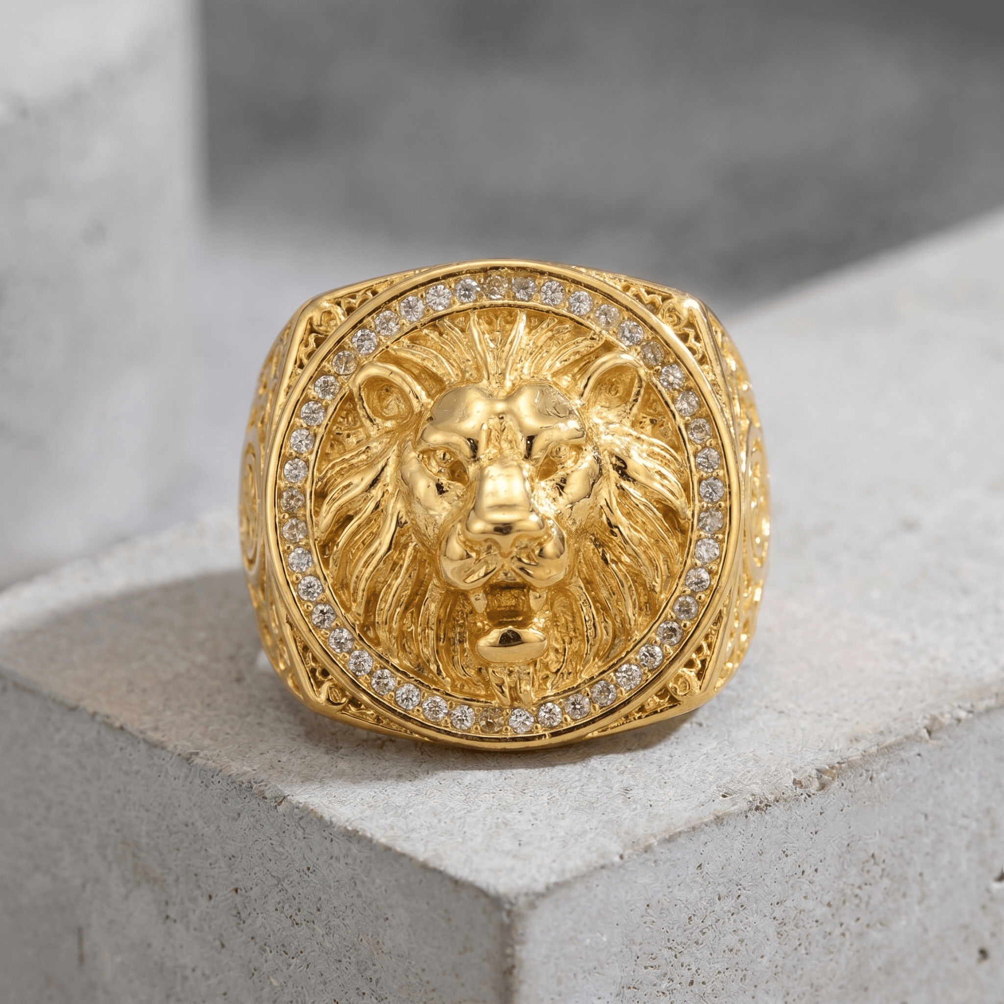 Grosse Chevalière Homme Or Lion Bague
