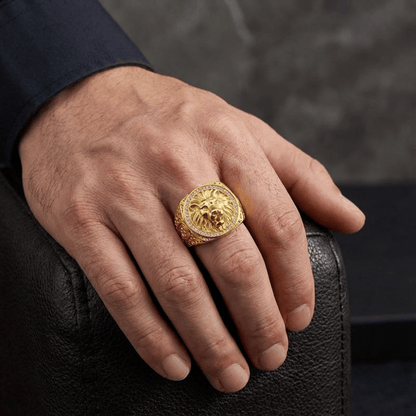 Grosse Chevalière Homme Or Lion Bague
