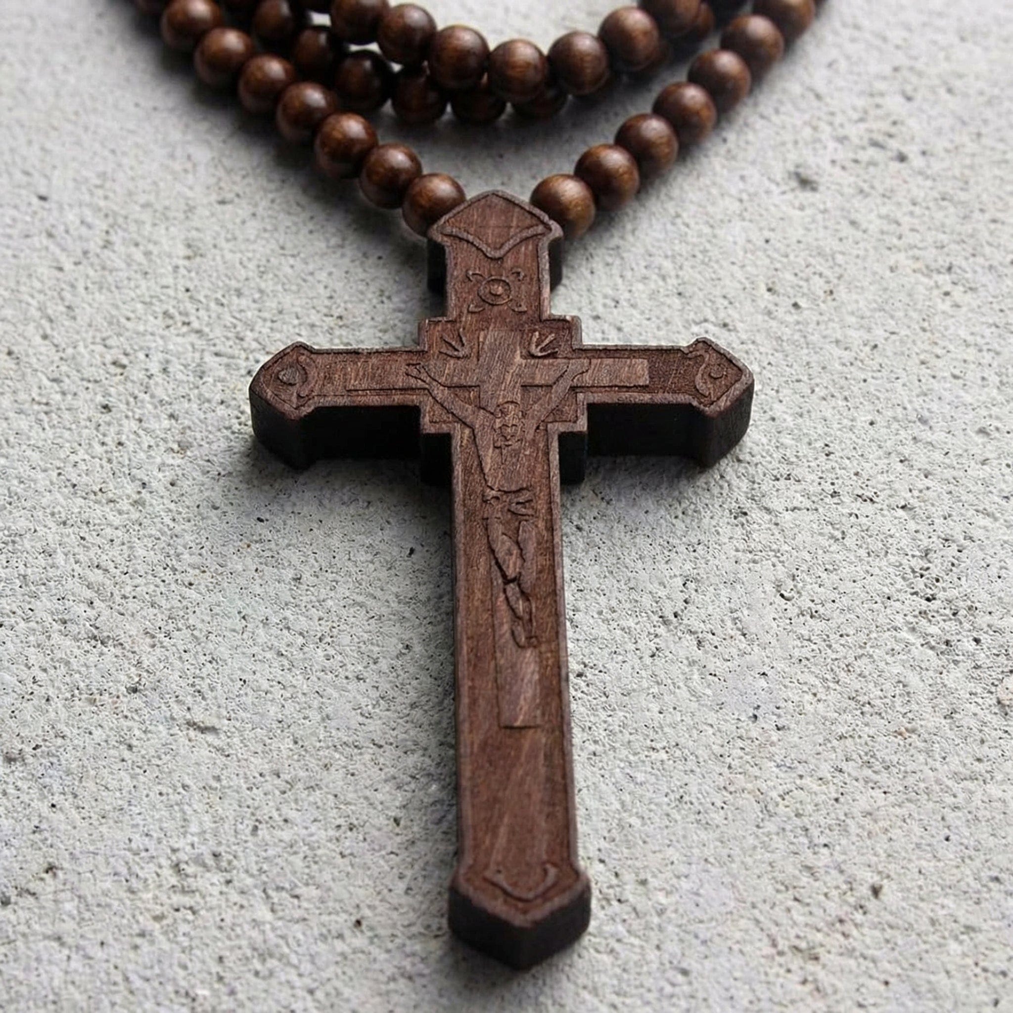 Collier Chapelet Homme Pendentif Croix Bois Sculpté