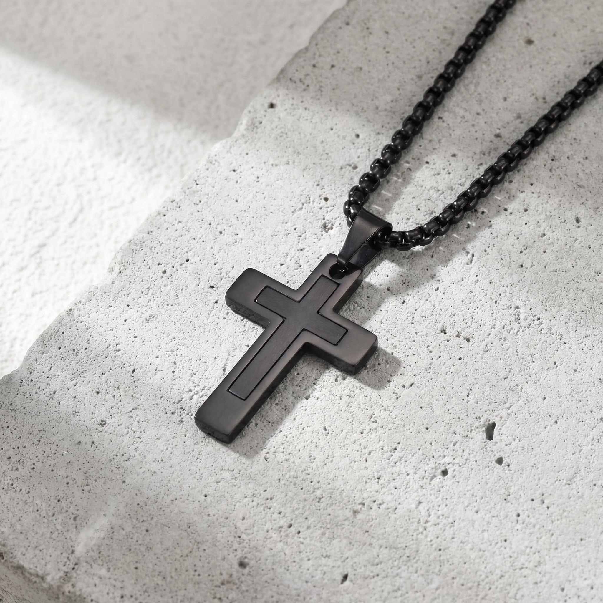 Chaîne et Pendentif Croix Homme Acier